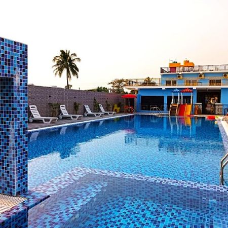 The Pelican Beach Resort マンダーマニ エクステリア 写真